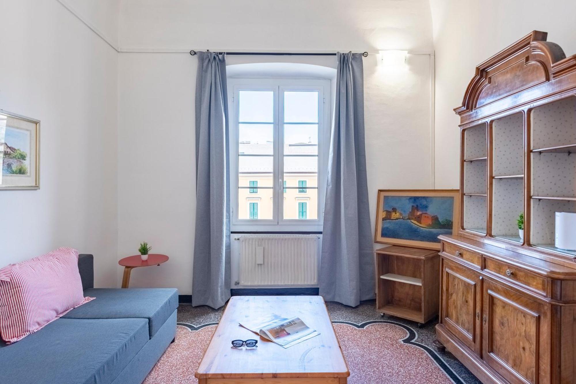 Piazza Colombo House Historic Center - Happy Apartment Genua